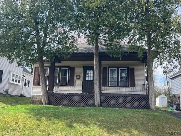 36 Ballantyne Brae, Utica, NY 13501