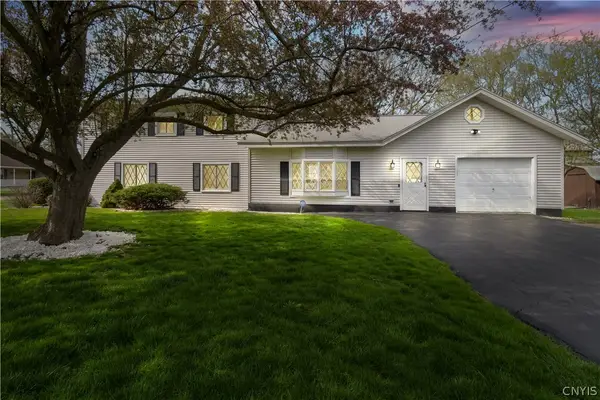 300 Columbus Avenue, Camillus, NY 13219