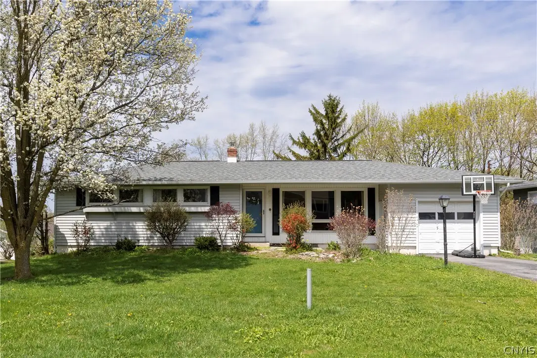 339 Northfield Way, Camillus, NY 13031 - #1