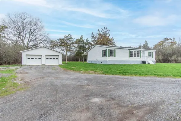 6036 County Route 152, Henderson, NY 13650