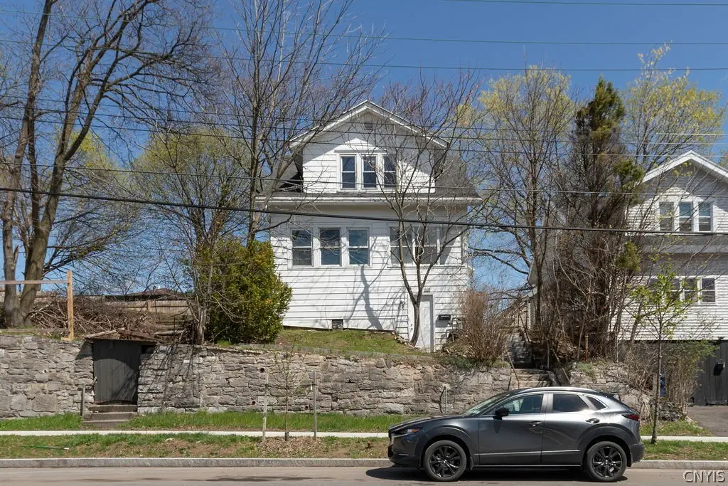 608 Carbon Street, Syracuse, NY 13208 - #1