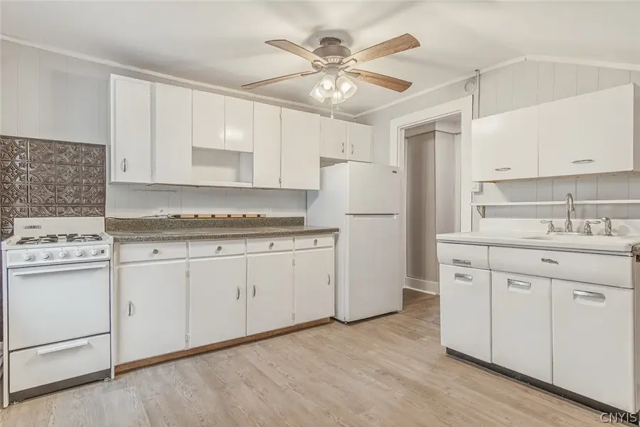 306 N Rutland Street, Watertown, NY 13601 - #2