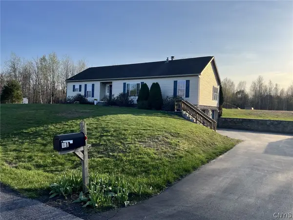 41 N New Meadows Drive, Hannibal, NY 13074