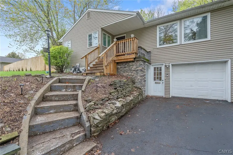 223 Corliss Road, Syracuse, NY 13219 - #2