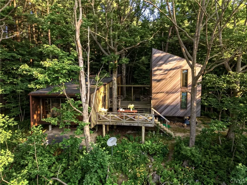 1015 Grays Landing, Skaneateles, NY 13152 - #1