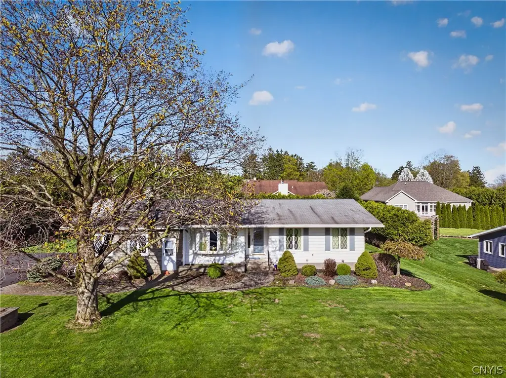 8 Bayberry Lane, Whitesboro, NY 13492 - #1