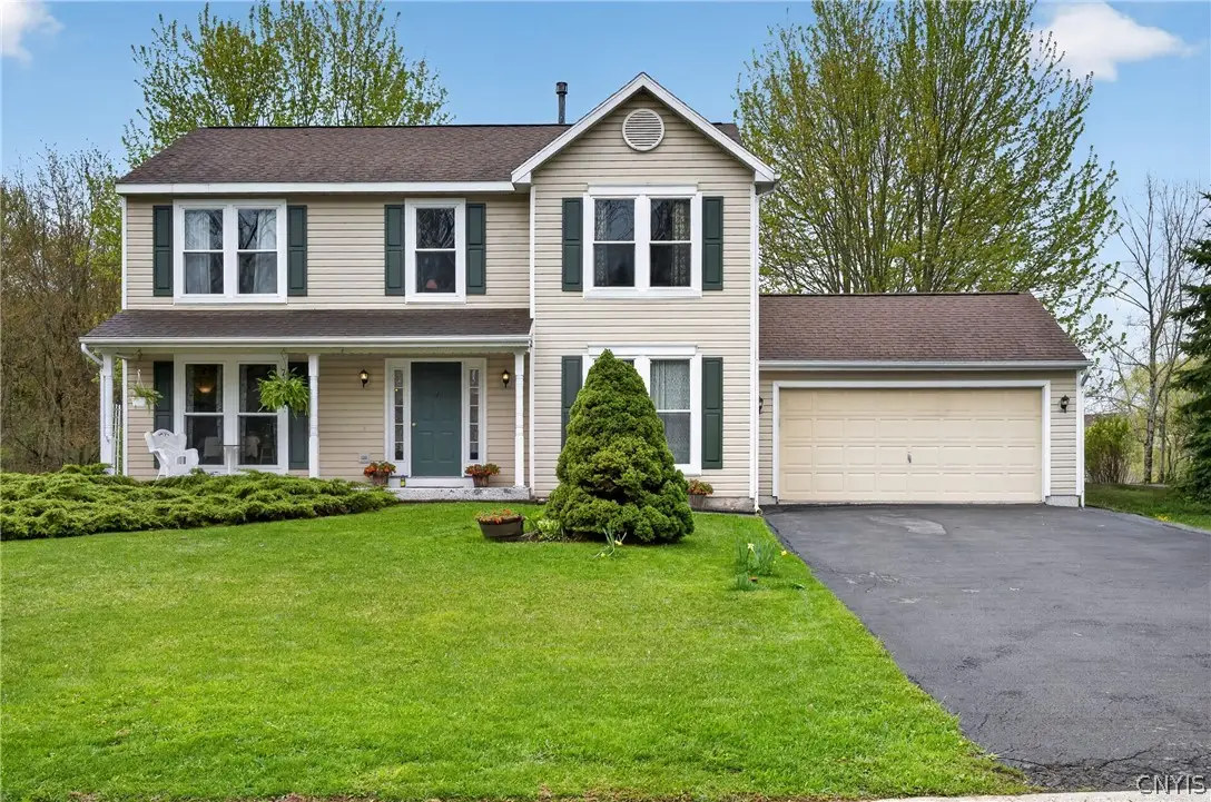 55 Chaucer Circle, Baldwinsville, NY 13027 - #1