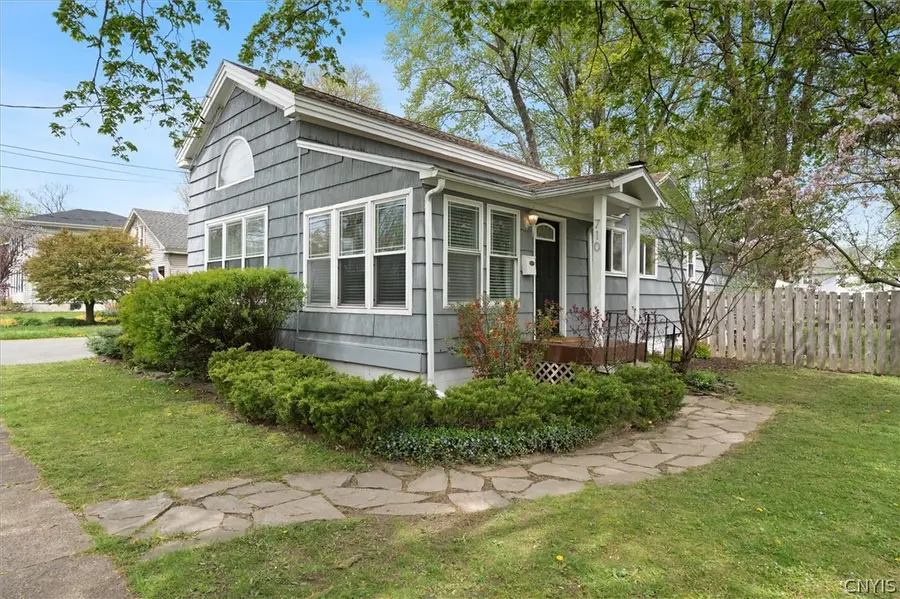 710 Oswego Street, Liverpool, NY 13088 - #3