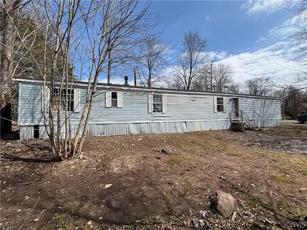 353 White Road, Parish, NY 13131