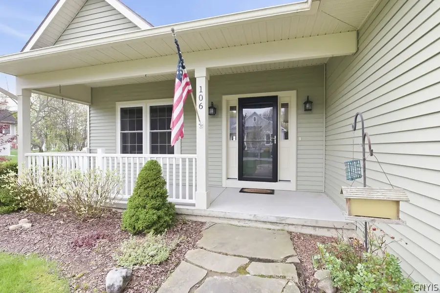106 Linenhall Street, Camillus, NY 13031 - #2