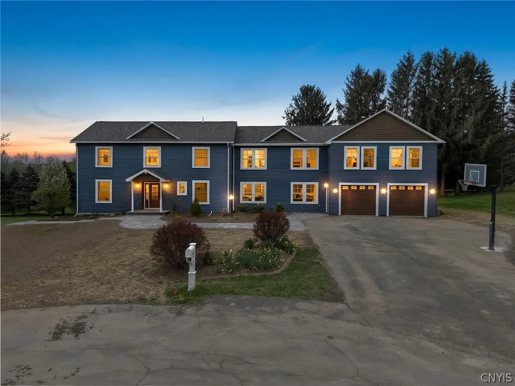 4454 Carriage Circle, Jamesville, NY 13078 - #1