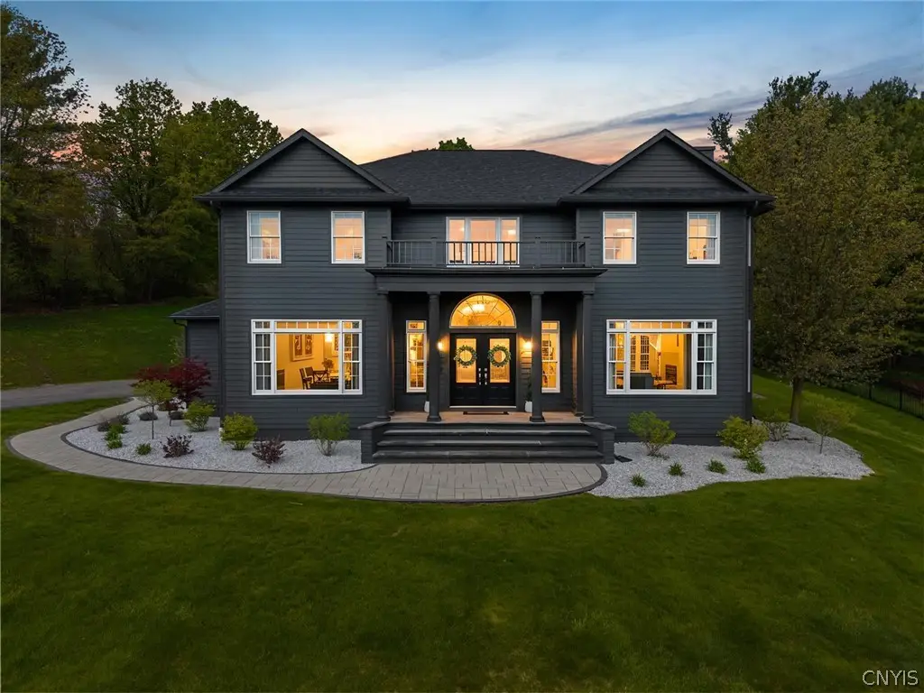 4595 Bloomsbury Drive, Syracuse, NY 13215 - #1