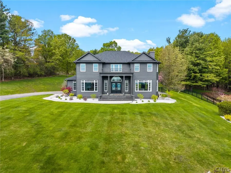 4595 Bloomsbury Drive, Syracuse, NY 13215 - #3