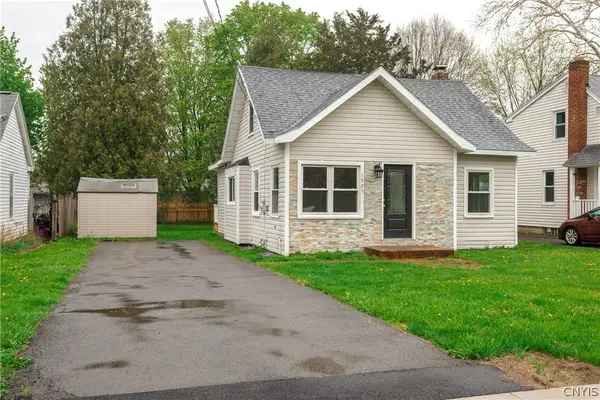 1925 Valley Drive, Syracuse, NY 13207
