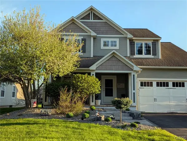 8173 Whitman Way, Liverpool, NY 13090