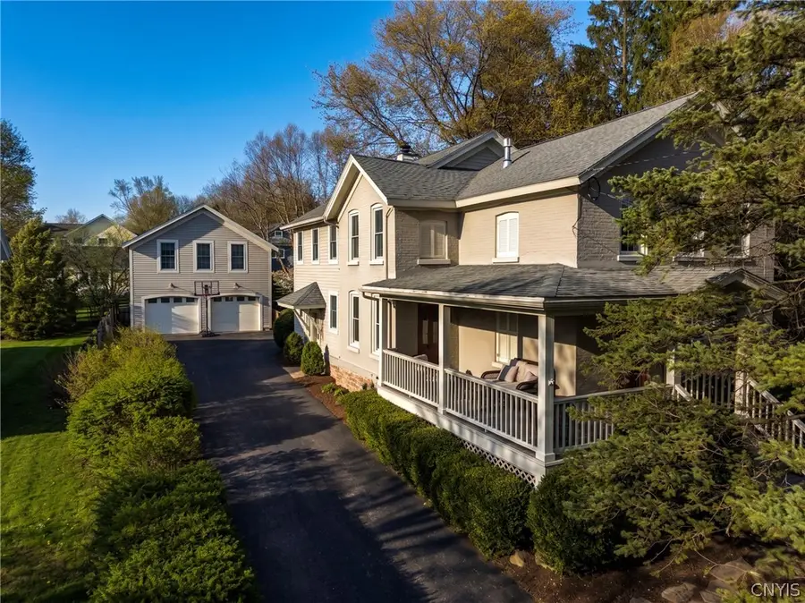 16 W Elizabeth Street, Skaneateles, NY 13152 - #2