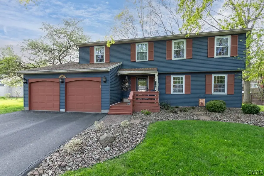 8052 Fox Run Circle, Liverpool, NY 13090 - #2