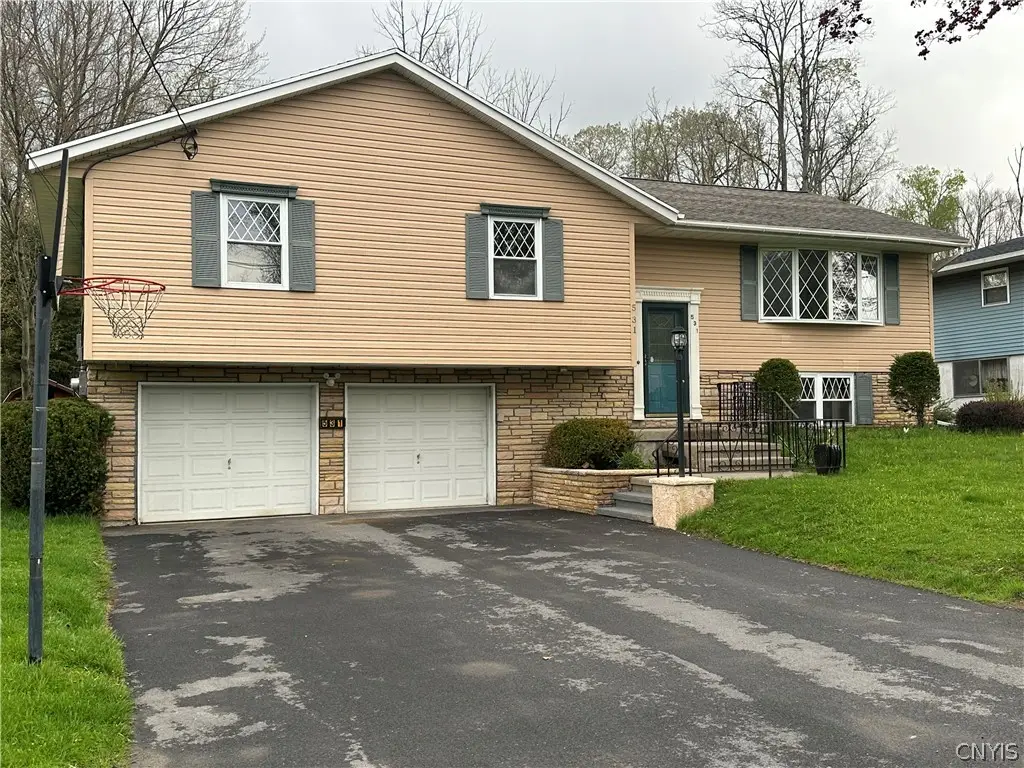531 Cedarbrook Crescent, Utica, NY 13502 - #1