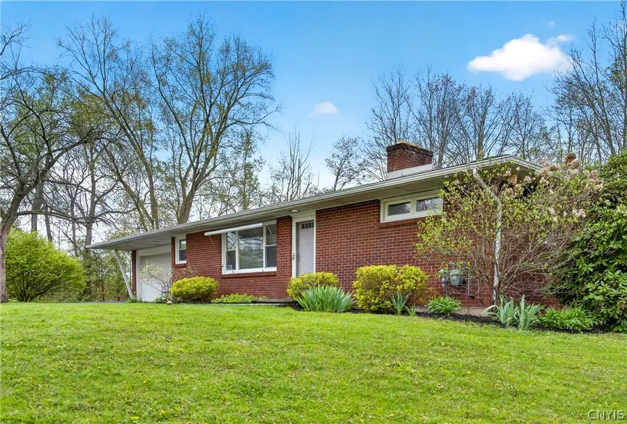 103 Evans Dr, Syracuse, NY 13209 - #3