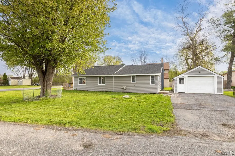 7482 Surbrook Road, Baldwinsville, NY 13027 - #2
