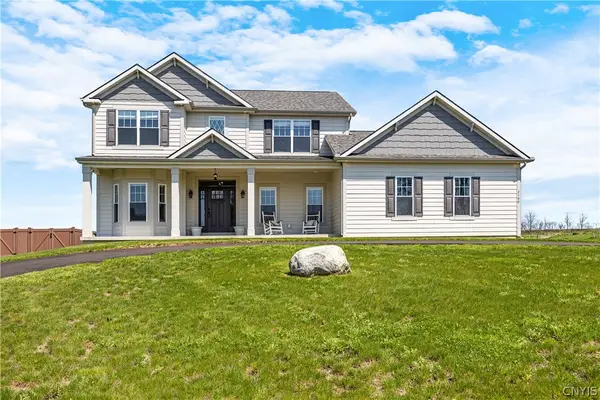 2100 Harkins Lane, Baldwinsville, NY 13027