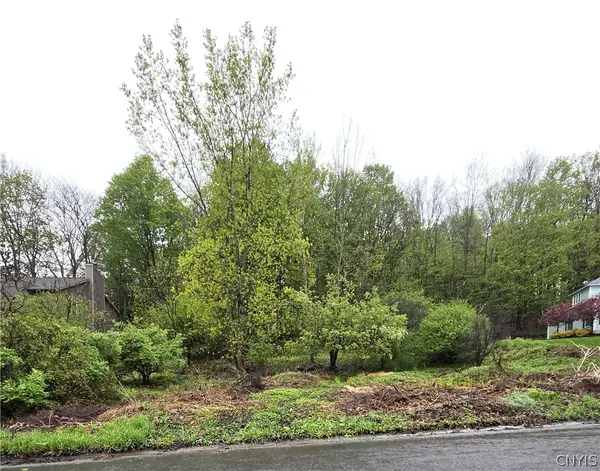 4984 Cornish Heights Parkway, Syracuse, NY 13215