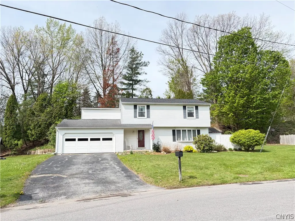 7637 Sandy Lane, Syracuse, NY 13212 - #1