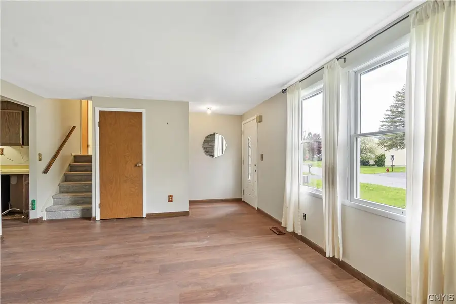 4254 Vine Meadow Road, Liverpool, NY 13090 - #3