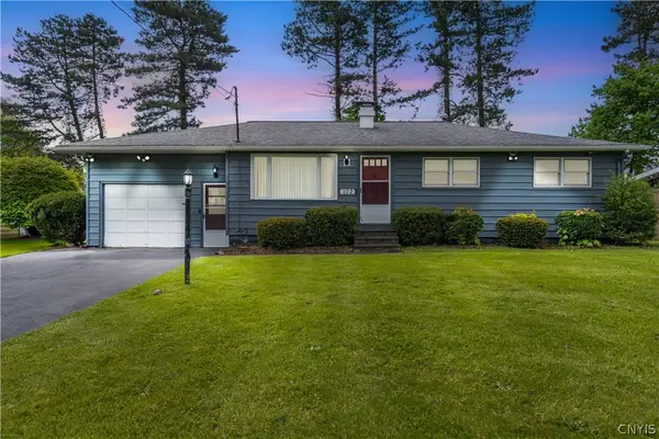 102 Sherwood Lane, Syracuse, NY 13212