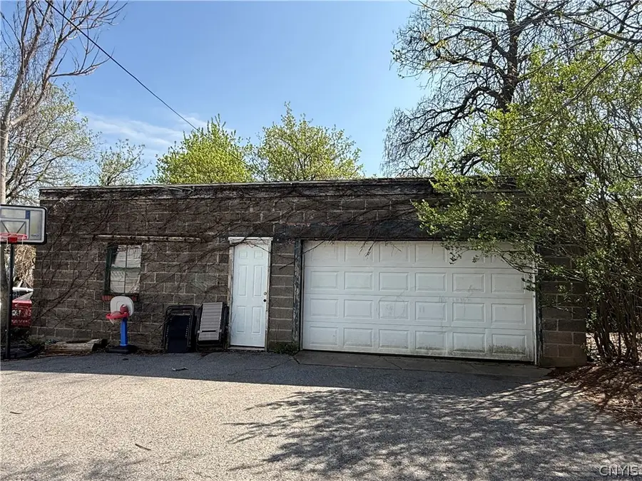 920 Oak Street, Syracuse, NY 13203 - #2