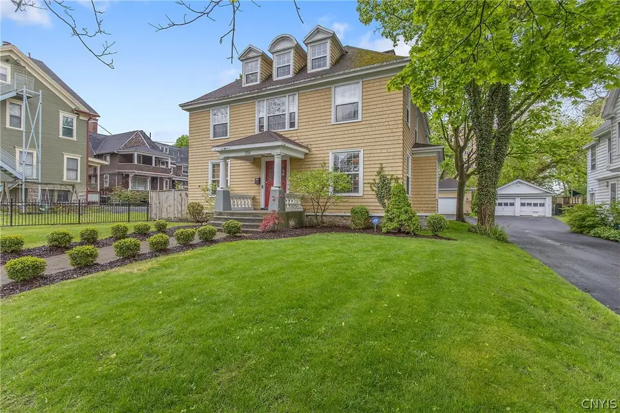 216 Highland Avenue, Syracuse, NY 13203 - #2