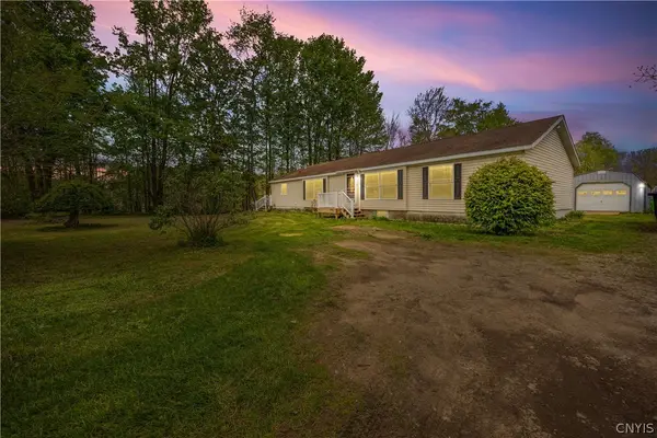8856 Smokey Hollow Road, Baldwinsville, NY 13027