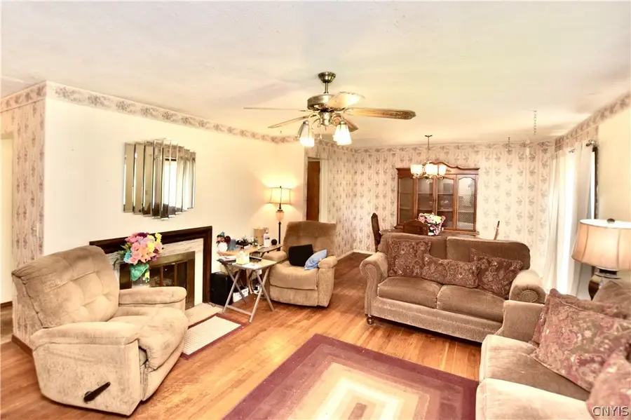 246 Blackberry Road, Liverpool, NY 13090 - #3