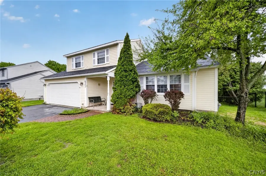 8272 Coconut Tree Drive, Liverpool, NY 13090 - #2