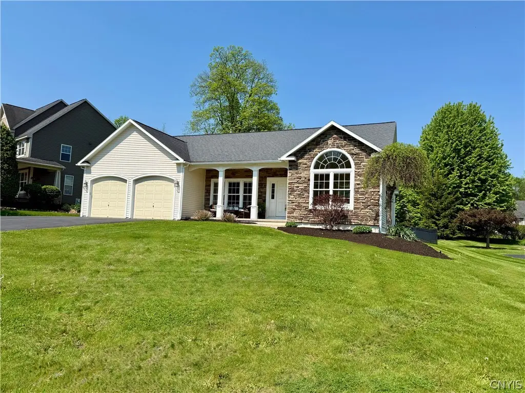 3295 Oak Brook Road, Baldwinsville, NY 13027 - #1