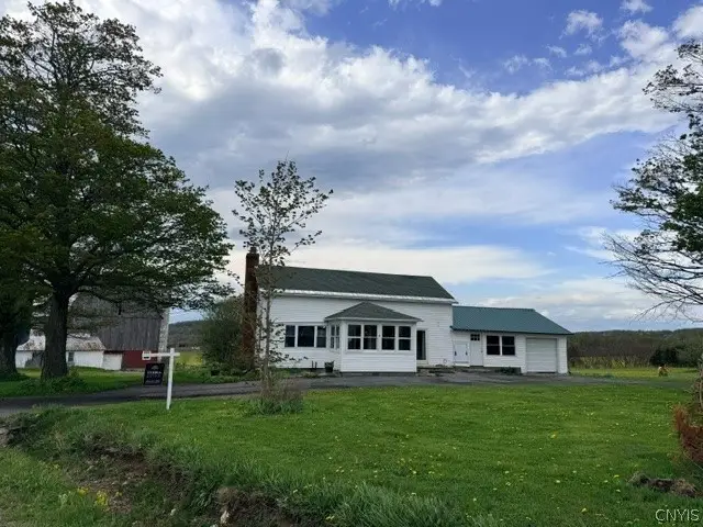 4634 Roberts Road, Cazenovia, NY 13035 - #2