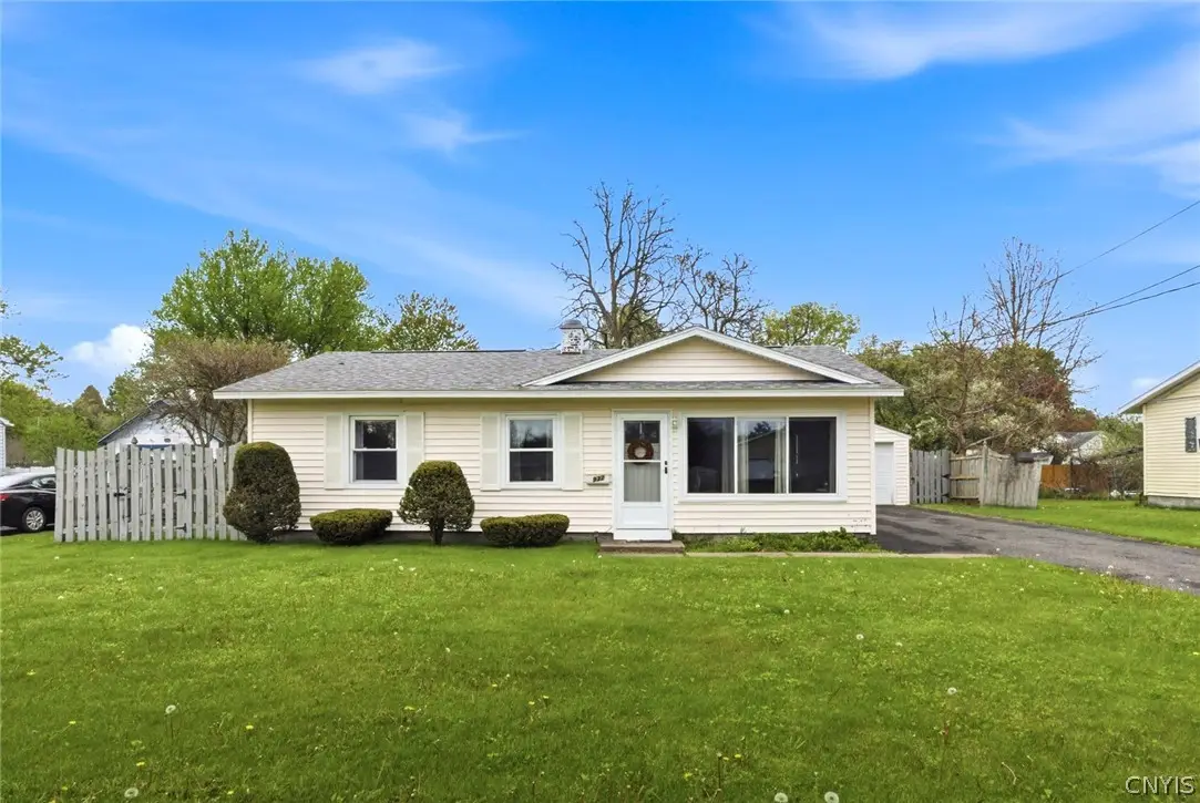 932 W Thomas Street, Rome, NY 13440 - #1