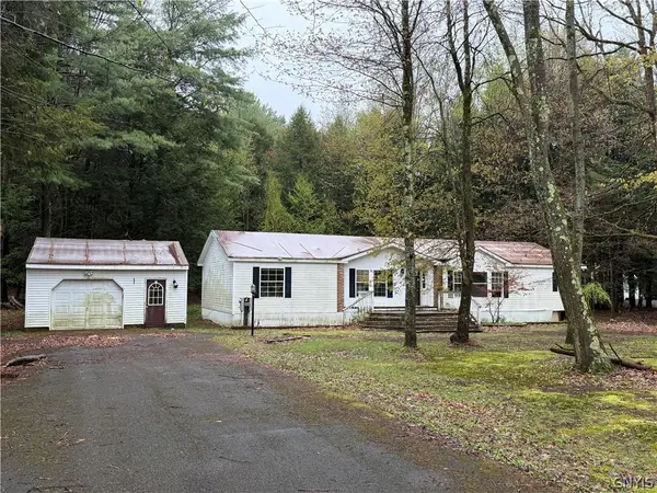 4 Salt Road, Constantia, NY 13044