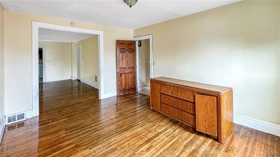 807 Mcvean Street, Utica, NY 13502 - #3