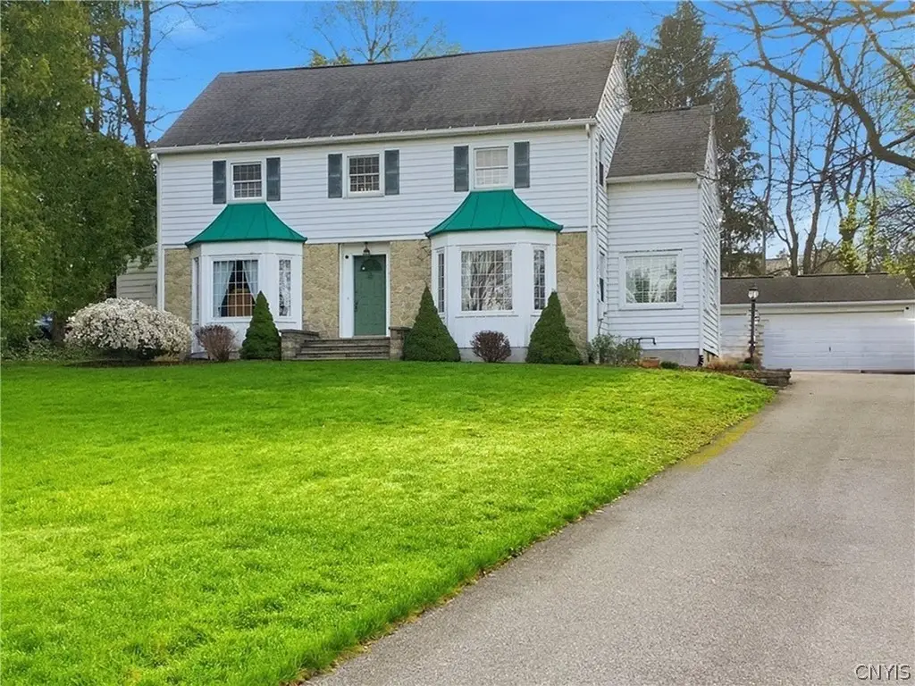 8 Lyndon Road, Fayetteville, NY 13066 - #1