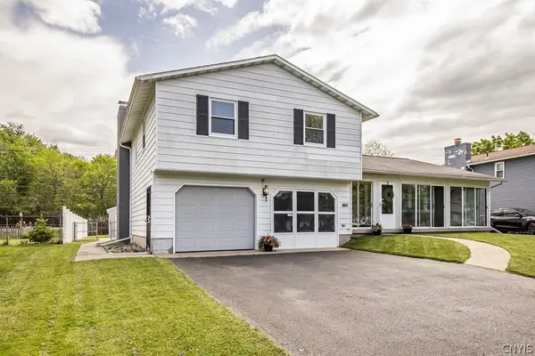 7755 Treadmill Circle, Liverpool, NY 13090