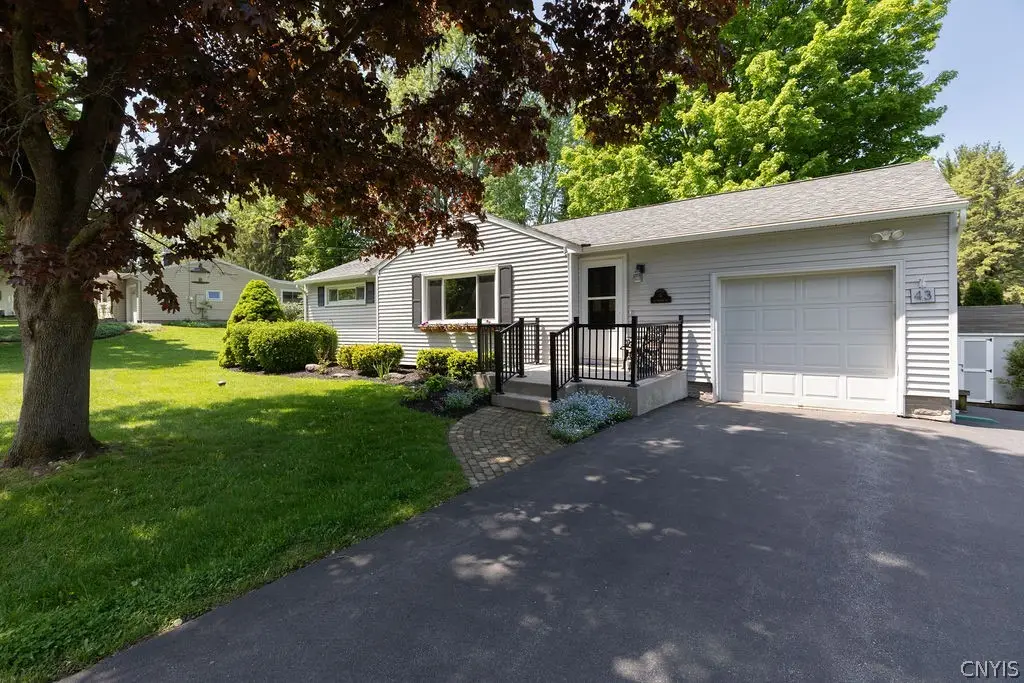 43 Richlee Drive, Camillus, NY 13031 - #1