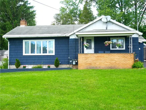 39 Young Avenue, New York Mills, NY 13417