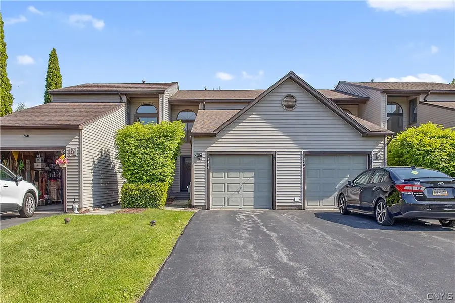 8474 Bubbling Springs Drive, Baldwinsville, NY 13027 - #2