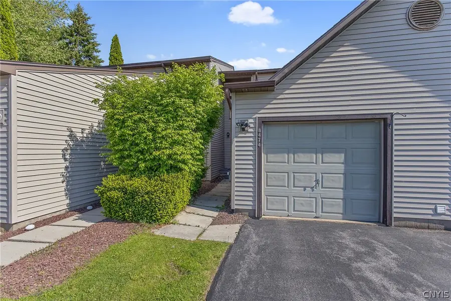8474 Bubbling Springs Drive, Baldwinsville, NY 13027 - #3