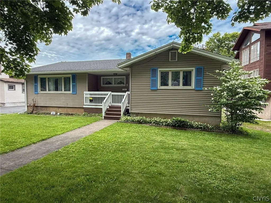 327 N Peterboro Street, Canastota, NY 13032 - #1