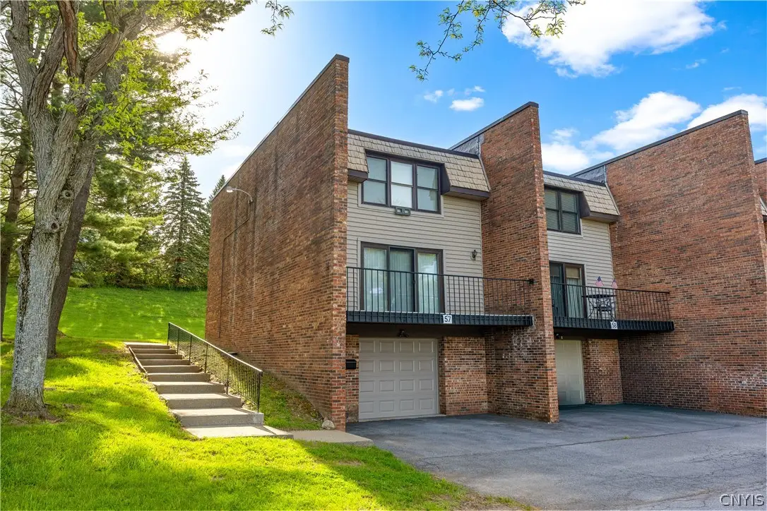 57 Chestnut Hills, New Hartford, NY 13413 - #1