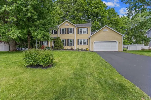 7614 Pico Lane, Baldwinsville, NY 13027