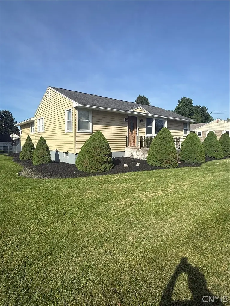 414 W Lewis Street, Canastota, NY 13032 - #2