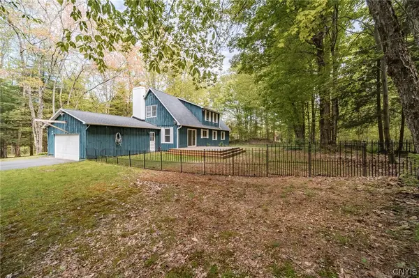 53 Pine Ridge, Central Square, NY 13036